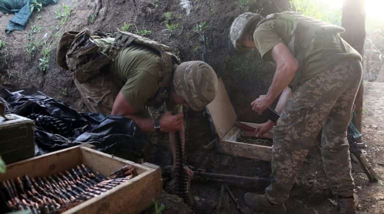 Ukraine army says soldier killed in separatist shelling Ukraine army says soldier killed in separatist shelling