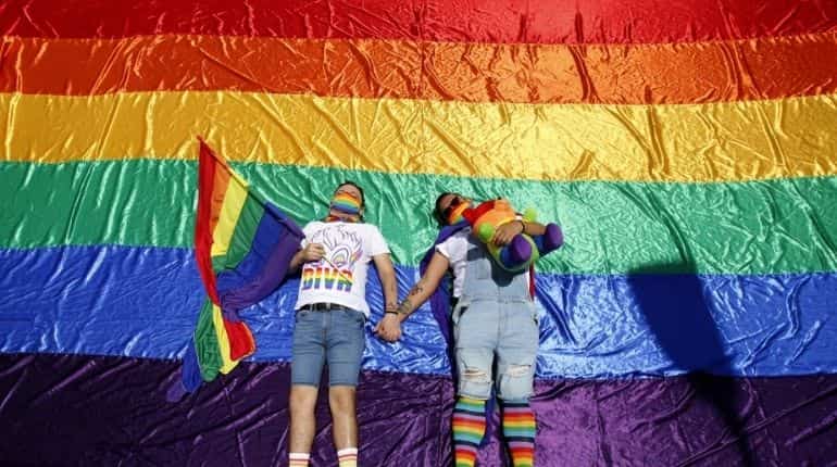 A bill 'based on hate & discrimination': Florida passes archaic 'Don't Say Gay' school bill