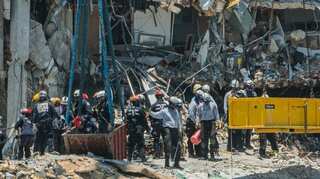 Florida collapse toll now 24, rest of building to be razed soon