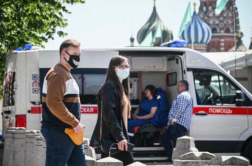 Russia: Moscow, St. Petersburg register record COVID-19 fatalities