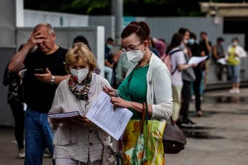 'Nobody wants a lockdown': Coronavirus related deaths spike in Russia