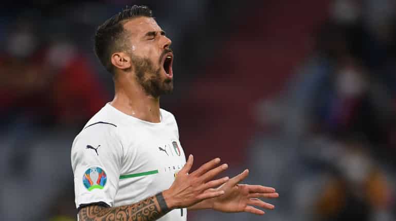 Euro 2020: Leonardo Spinazzola's 'serious' injury sours Italy celebrations Euro 2020: Leonardo Spinazzola's 'serious' injury sours Italy celebrations