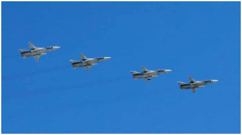 Russian planes practise bombing ships in Black Sea