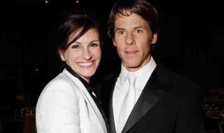 Julia Roberts marks 19th anniversary with husband Daniel Moder