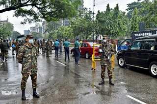 Bangladesh extends lockdown amid virus surge