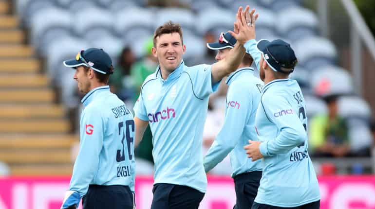 Cricket: New-look England thrash Pakistan in ODI opener