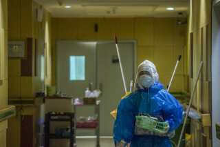 Lebanon can't handle next COVID-19 wave: hospital chief