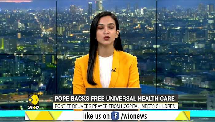 Pope Francis makes first appearance since intestinal surgery