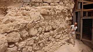 Archeologists discover new section of Jerusalem's ancient wall