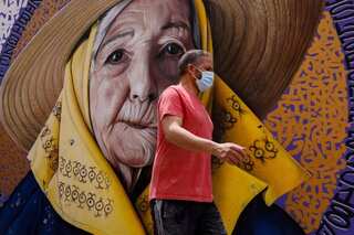 Spain: Barcelona, other regions reimpose night curfew amid surge in Delta variant cases