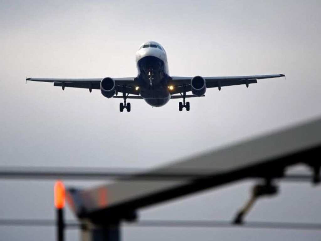 World Business Watch: India air passenger traffic grows 47% in June