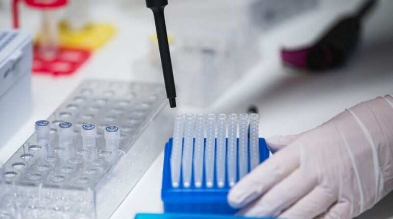 Monoclonal antibody treatment combo cuts hospitalisation among high-risk COVID patients: Study Monoclonal antibody treatment combo cuts hospitalisation among high-risk COVID patients: Study