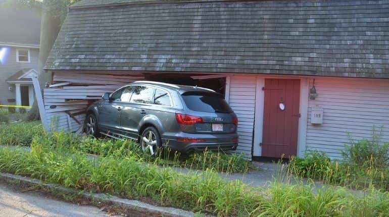 Driver rams car into home built by Abraham Lincoln's ancestors to save a squirrel