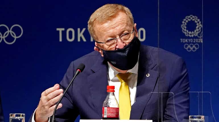 John Coates slammed for 'mansplaining' to Queensland premier on opening ceremony John Coates slammed for 'mansplaining' to Queensland premier on opening ceremony