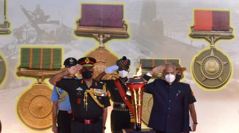 Swarnim Vijay Varsh -1971 War Veterans and Families felicitated by Army