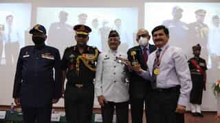 1971 India-Pak war: Veterans recall carrier-landing with damaged plane, fighting behind enemy lines