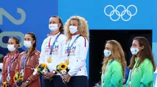 Tokyo Olympics tennis: Top-seeded Czech team win women's doubles gold over Swiss pair