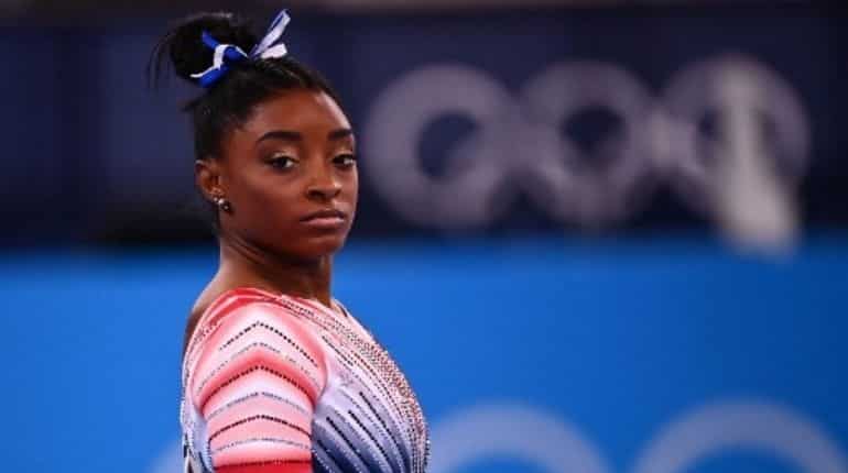 Tokyo 2020: Simone Biles takes beam bronze on Olympic return 