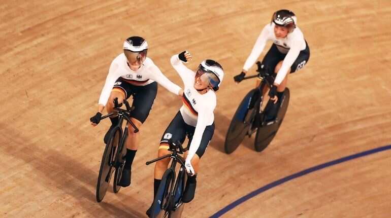 Tokyo Olympics cycling: Germany dethrone Britain to win women's team pursuit