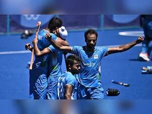 Tokyo Olympics: PM Narendra Modi calls Indian men's hockey team to congratulate after bronze win - WATCH
