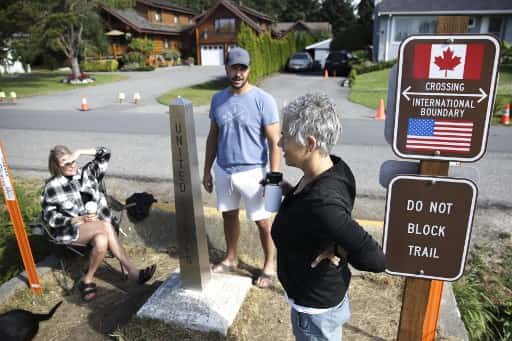International travel update: Canada reopens border for fully vaccinated Americans