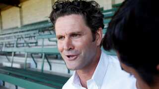 Cricket: Former New Zealand all-rounder Chris Cairns on life support - Reports