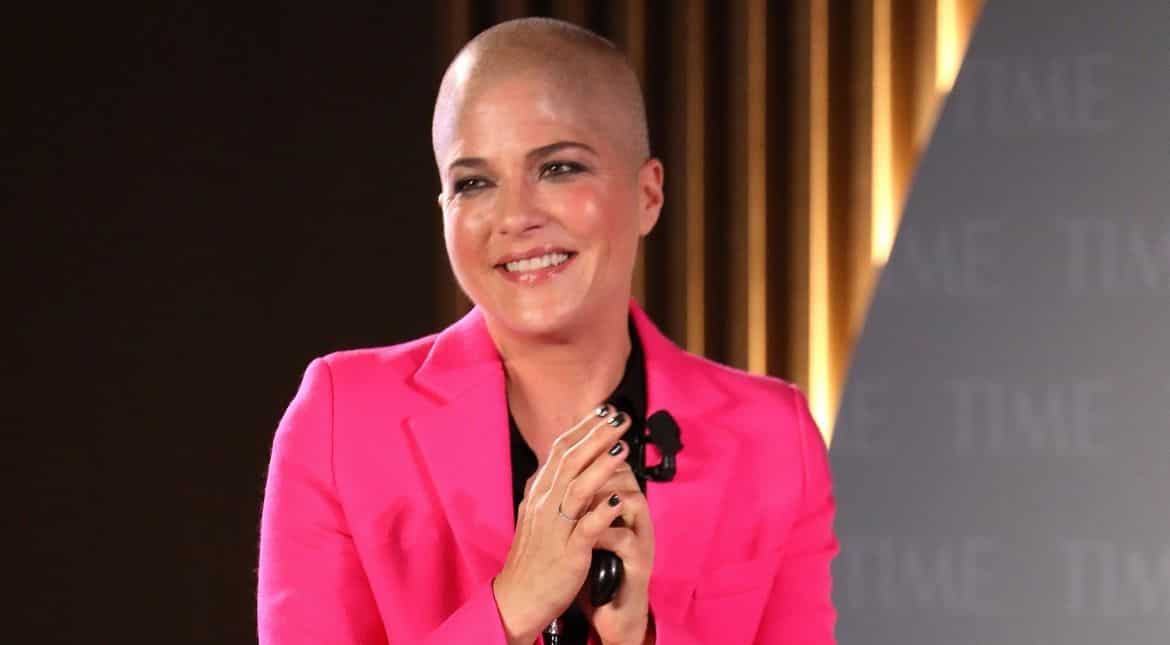 Actress Selma Blair's struggles with MS depicted in new documentary