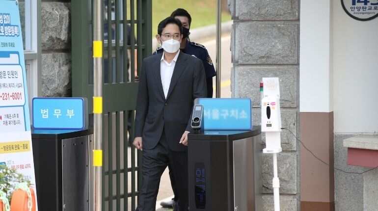Jailed Samsung chief Lee Jae-yong released on parole