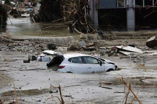 Death toll in Turkey's flash floods soars to 27 Death toll in Turkey's flash floods soars to 27