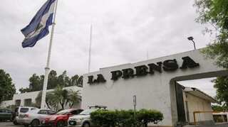 Nicaraguan police raid La Prensa newspaper, charge directors with fraud