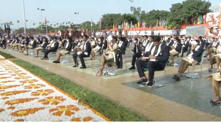PM Modi greets athletes