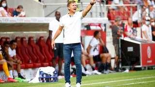 Football - COVID-hit Mainz upset Leipzig in season opener