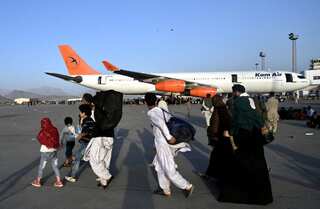 Taliban authorities to resume issuing passports in Kabul amid humanitarian crisis