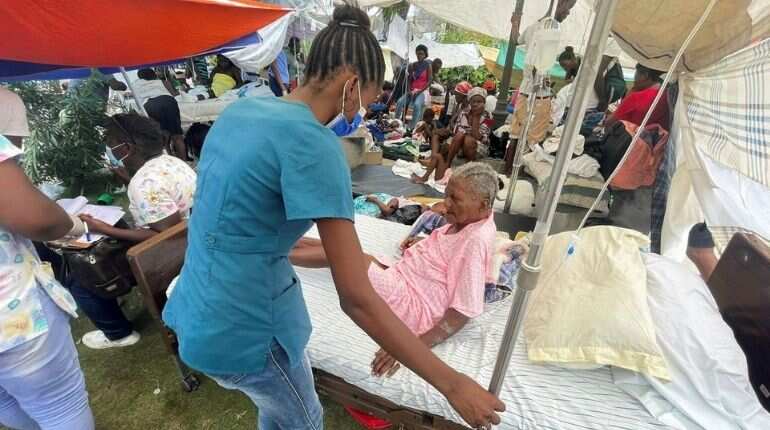 Haiti quake death toll surges to nearly 2,000, survivors clamour for aid Haiti quake death toll surges to nearly 2,000, survivors clamour for aid