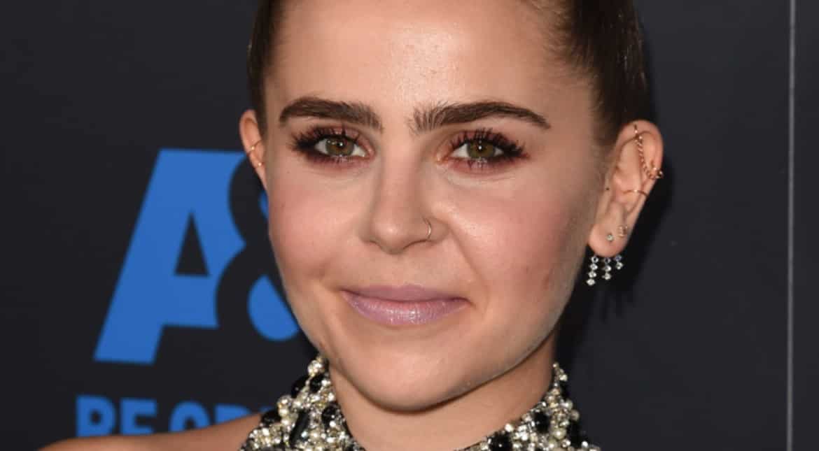 Mae Whitman, 'Good Girls' star, comes out as pansexual Mae Whitman, 'Good Girls' star, comes out as pansexual