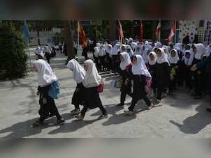 Afghan girls return to school in Herat after Taliban takeover