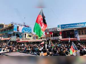 WATCH : Taliban fighters shoot at protesters waving national flag in Afghanistan's Jalalabad