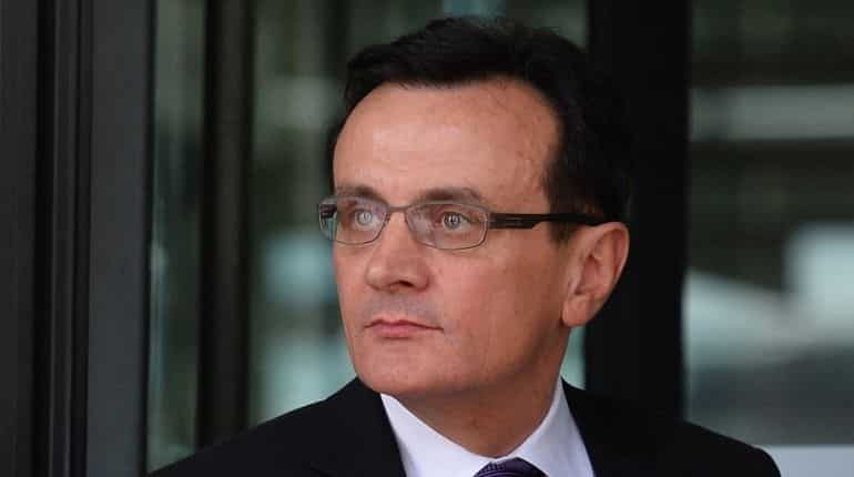 Head of Covid vaccine maker AstraZeneca tops CEO pay chart in UK with $18 million Head of Covid vaccine maker AstraZeneca tops CEO pay chart in UK with $18 million