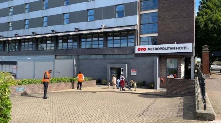UK: 5 year old Afghan refugee dies after falling from hotel window