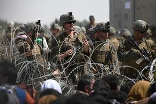 Thousands of Afghans still wait at Kabul airport; US, allies issue advisory