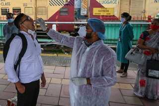 India adds 14,146 new Covid cases, over 970 million vax doses given