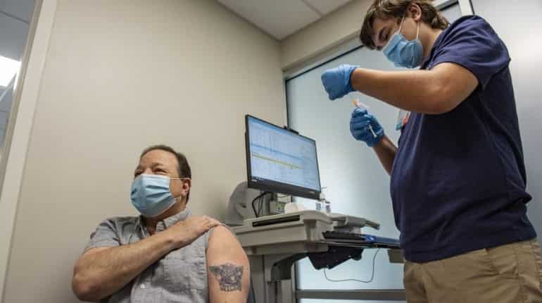 Judges temporarily block vaccine mandates for some New York workers