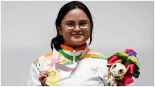 Tokyo Paralympics: GOOSEBUMPS! India beams with pride as national anthem played after Avani Lekhara's gold - Watch