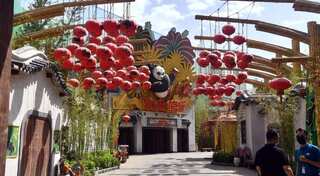 Universal Studios makes China debut with soft opening