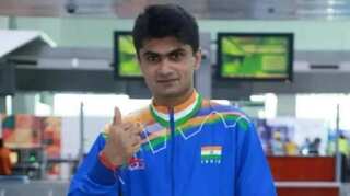 History beckons IAS officer Suhas Yathiraj at Tokyo Paralympics