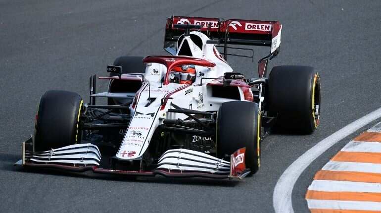 Kimi Raikkonen positive for COVID-19, Robert Kubica to stand in