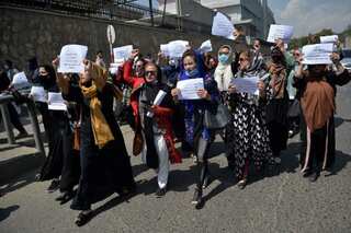 Kabul women's protest demanding equal rights turn violent, Taliban resort to tear gas