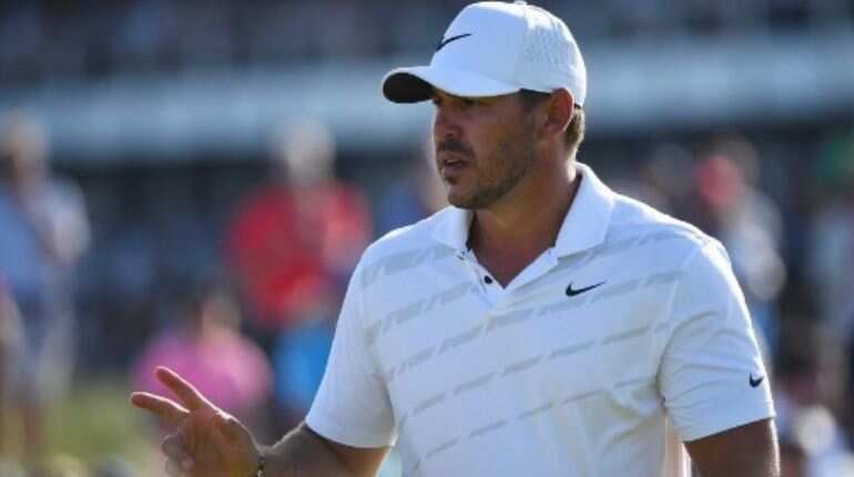 Brooks Koepka pulls out of Tour Championship after hurting wrist Brooks Koepka pulls out of Tour Championship after hurting wrist
