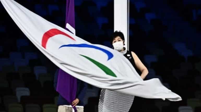 Paralympic flag passed on to Paris