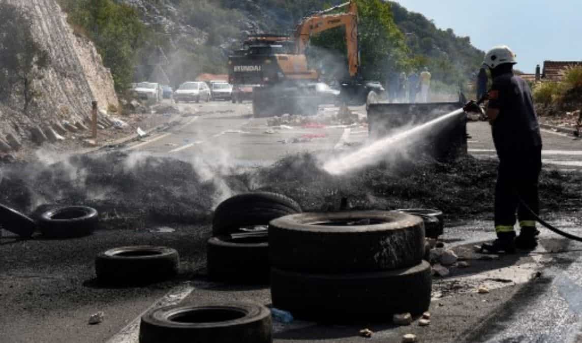 Foreign embassies condemn violence